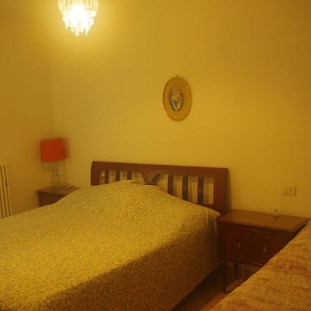 Condominio Vite Misano Adriatico Exteriör bild